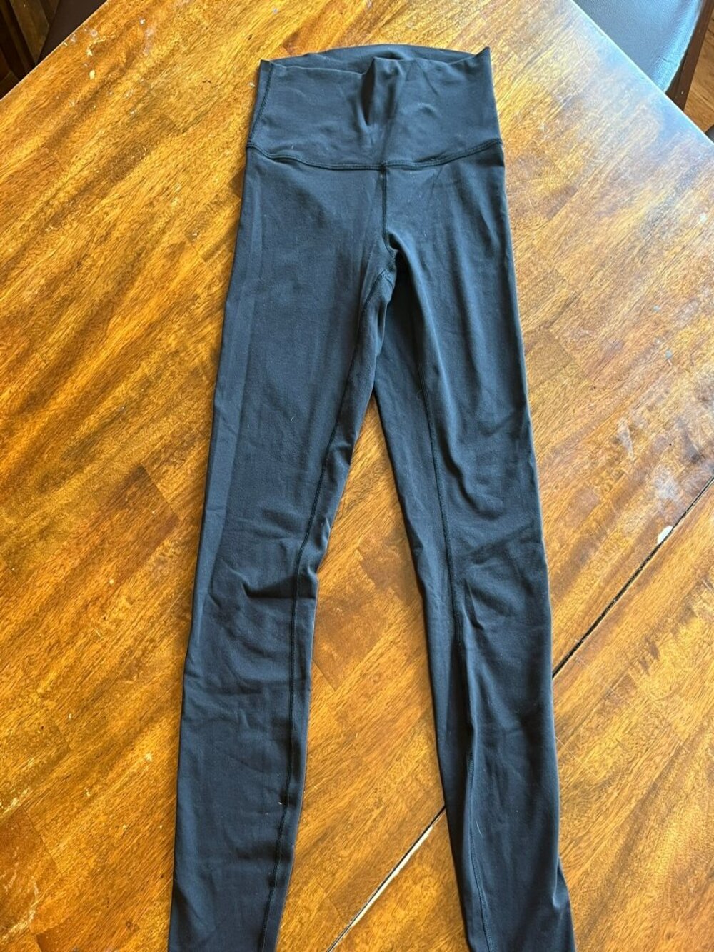 Lululemon Black High-Rise Leggings Size 6 Full Length No Pockets